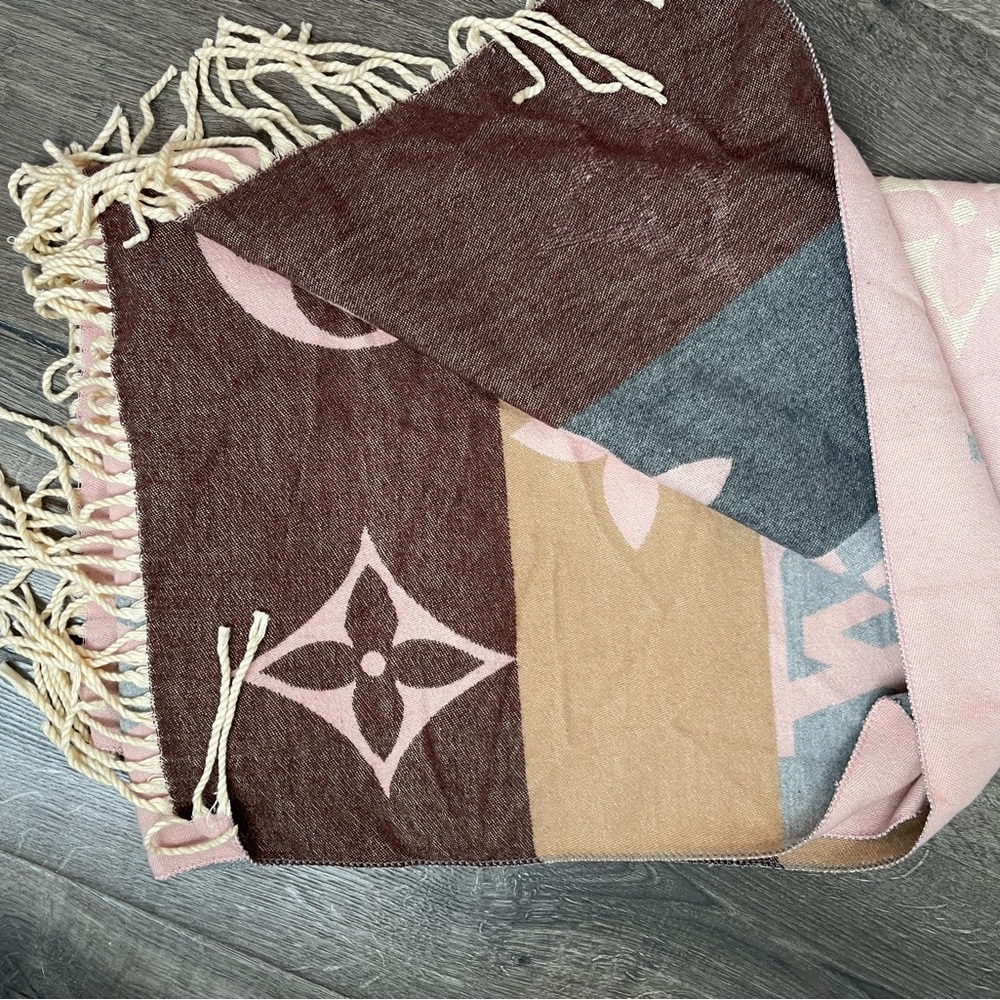 Louis Vuitton Cashmere & Silk Large Scarf / Wrap